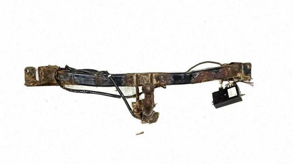 Haakekonksu komplekt – Mercedes-Benz E-klass W211 (2002-2009)