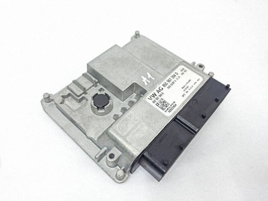 Engine control unit/module 05C907394D
