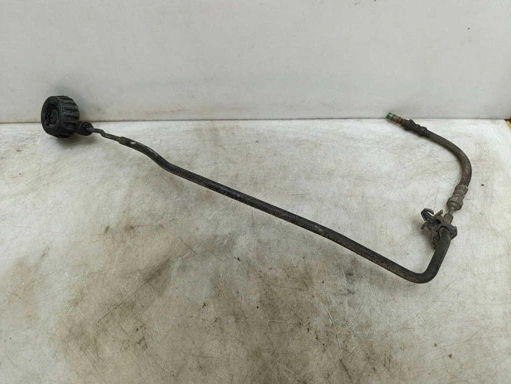 Clutch pipe/line