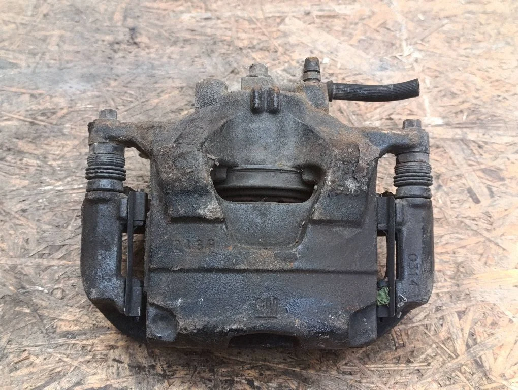 Front brake caliper – Opel Astra J (2010-2015)