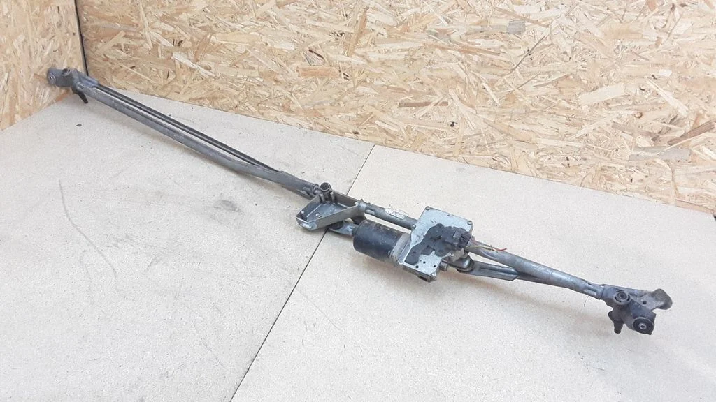 Windshield/front glass wiper blade 404638