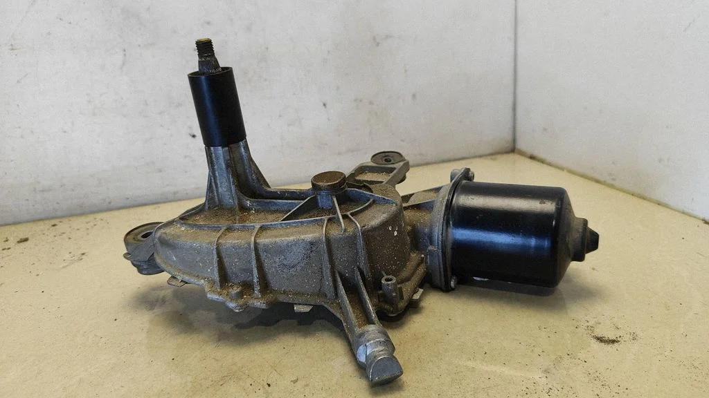 Wiper motor – Citroen C4 I (2004-2010)
