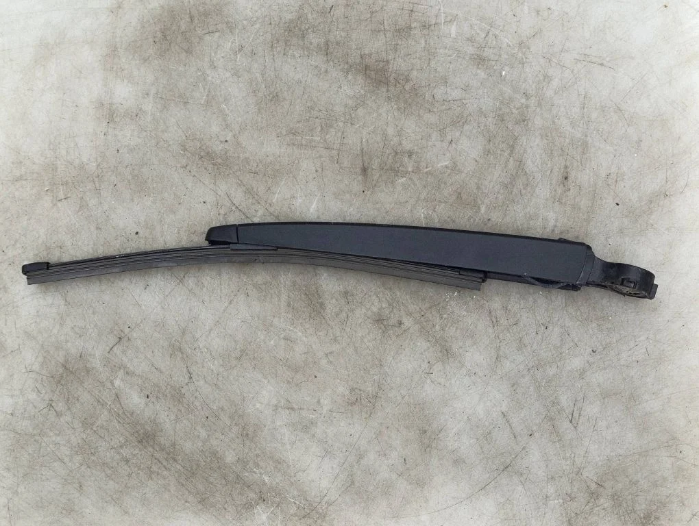 Rear wiper blade arm – Volkswagen e-Up (2016-)