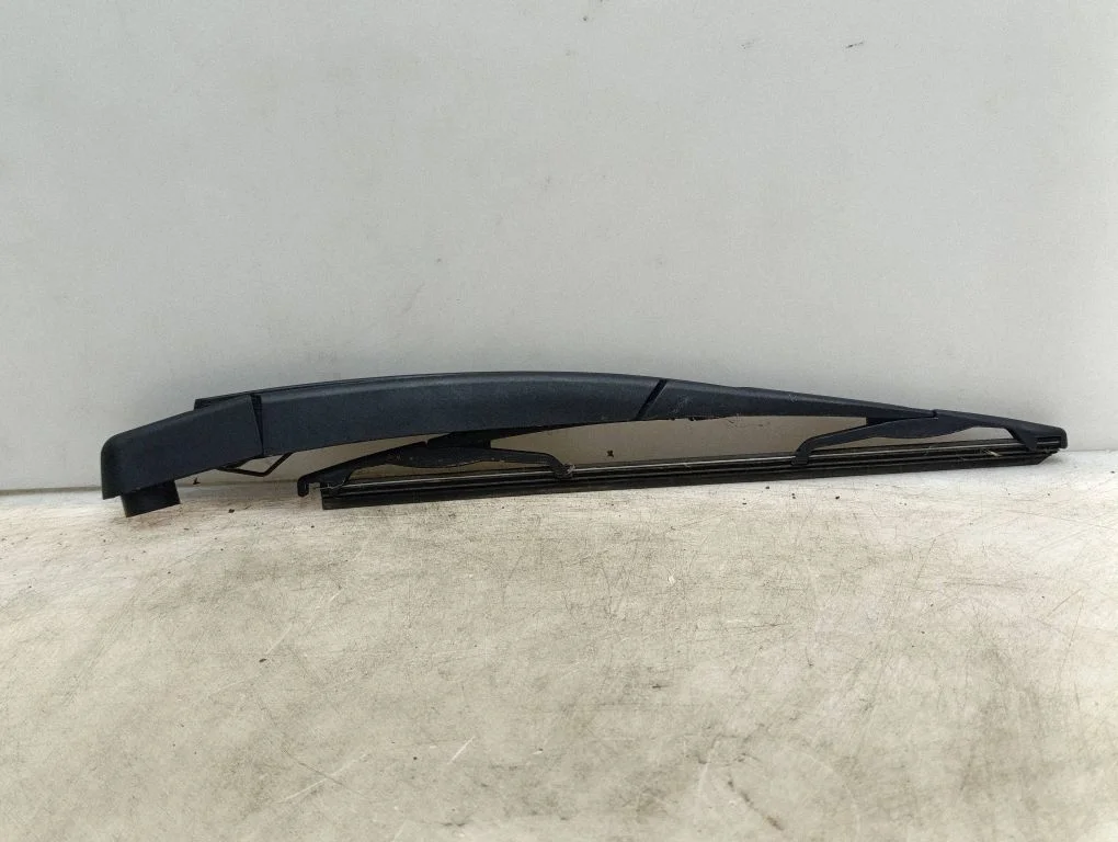 Rear wiper blade arm – Hyundai Bayon (2021-)