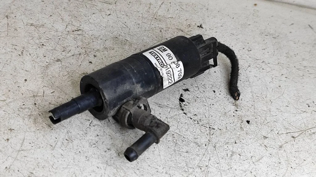 Windscreen/windshield washer pump – Opel Zafira A (1999-2005)
