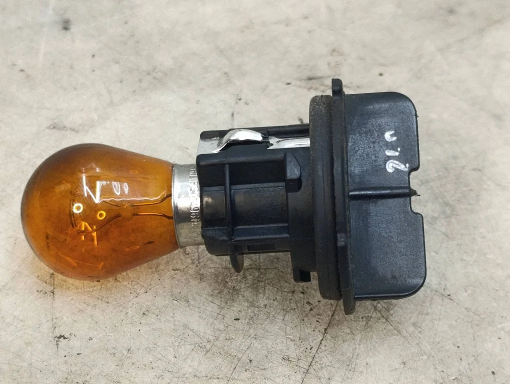 Headlight/headlamp bulb