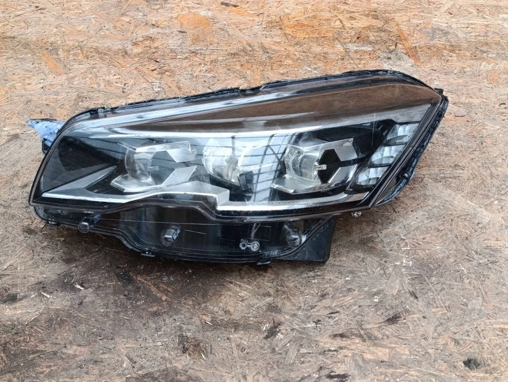 Headlight/headlamp 9807241780