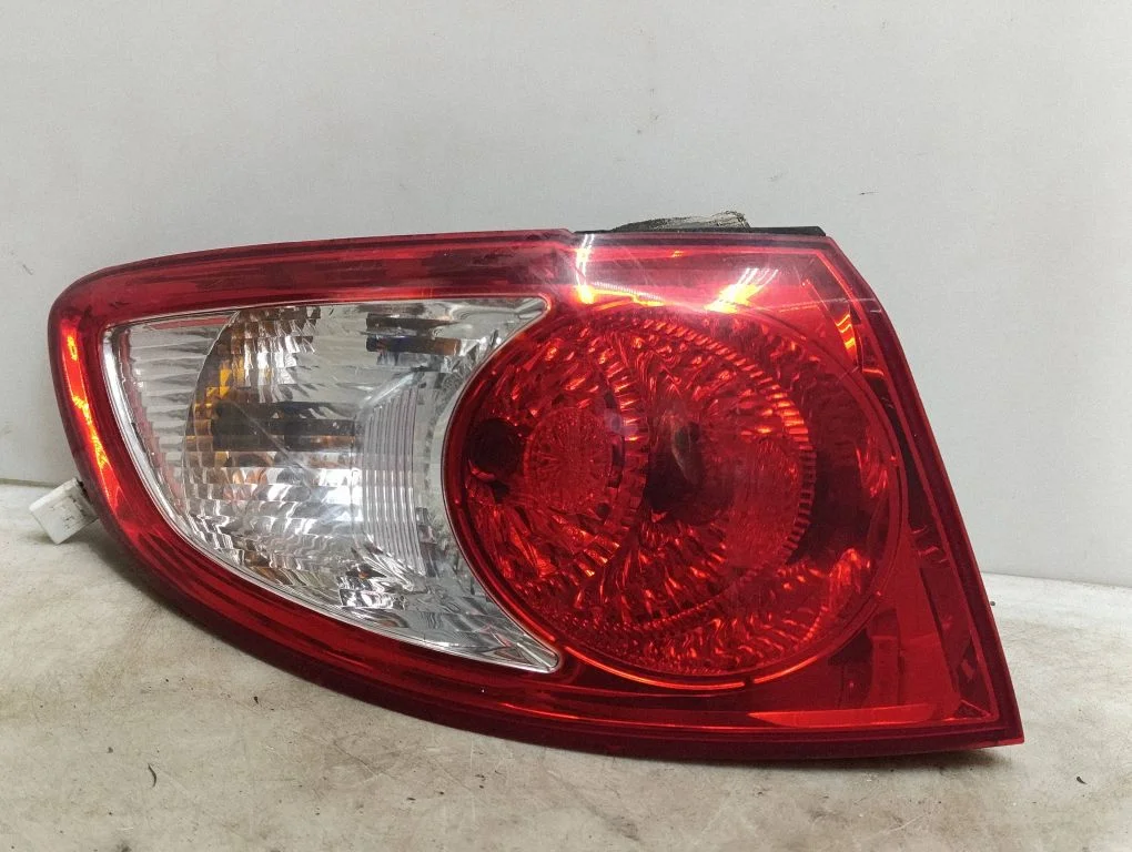 Tagatuli keres 924012B000