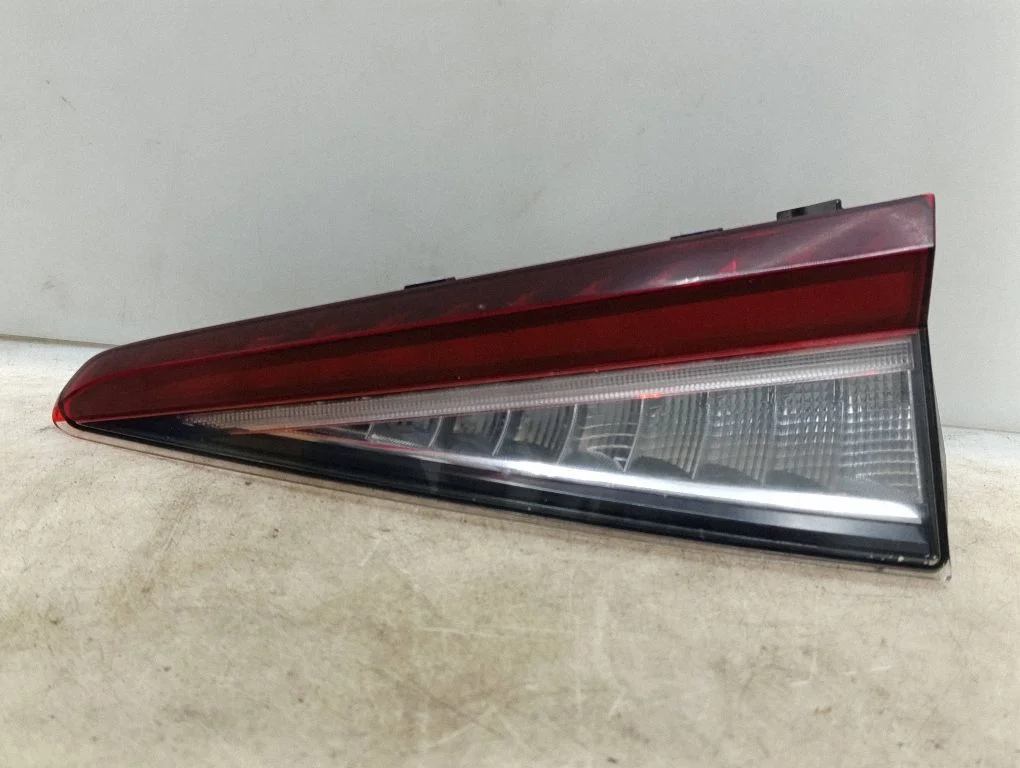 Tailgate rear/tail lights 5LG945308