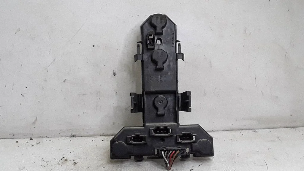Część lampy tylnej – Volkswagen Bora (1998-2005)