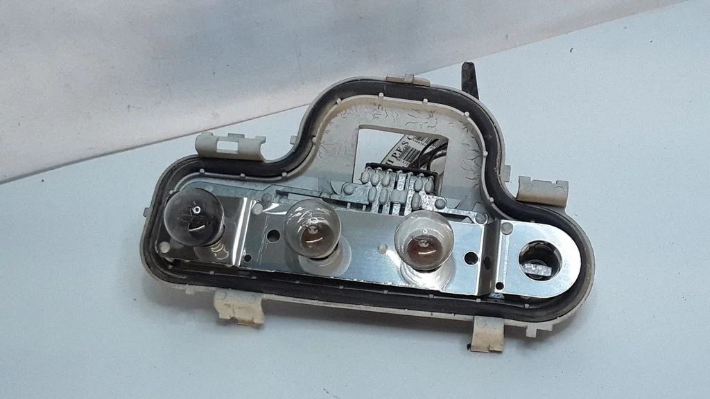 Część lampy tylnej – Opel Astra G (1998-2009)