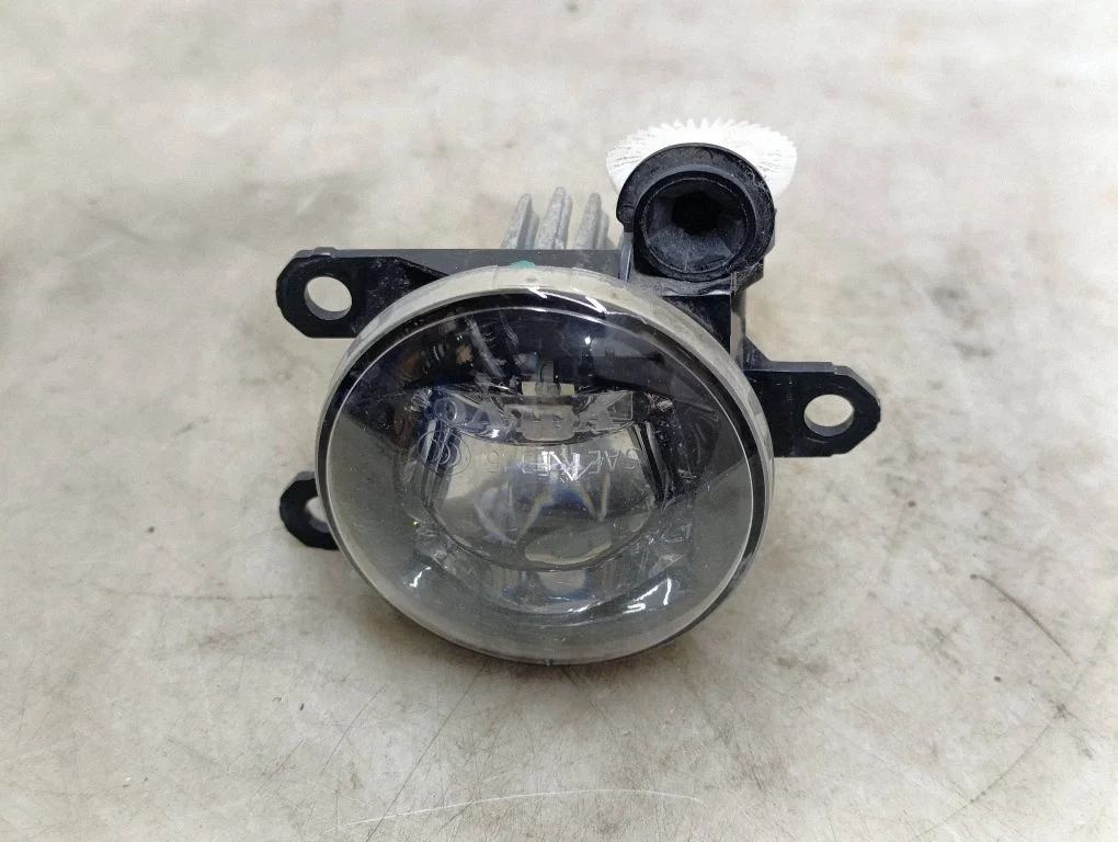 Front fog light 32228883 – Volvo EX40 (2024-)