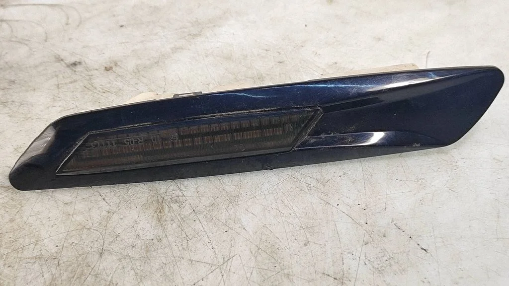 Poritiiva suunatuli – BMW 5-seeria F10 F11 (2009-2016)