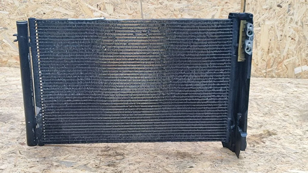 A/C cooling radiator (condenser) – BMW 3 Series E90 E91 (2005-2012)