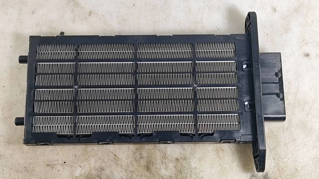 Elektryczna nagrzewnica kabiny – Nissan Qashqai J12 (2021-)