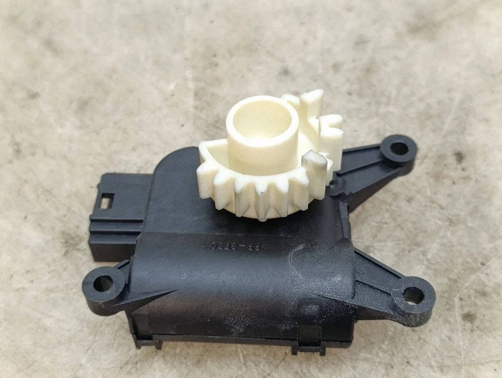 Air flap motor/actuator – Volkswagen Jetta VI (2011-2018)