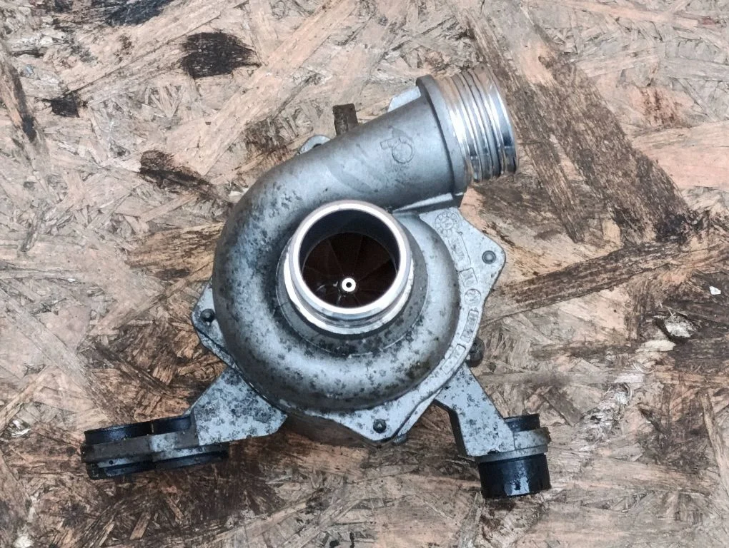 Pompa wody – BMW Seria 1 E81 E87 (2004-2011)