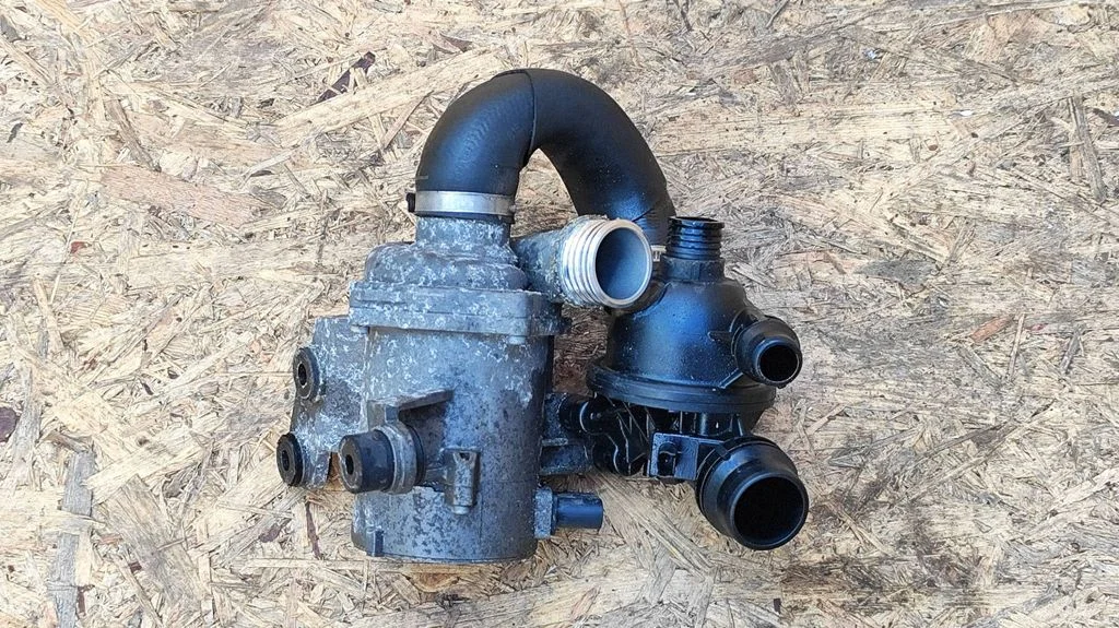 Water pump – BMW 3 Series E90 E91 (2005-2012)