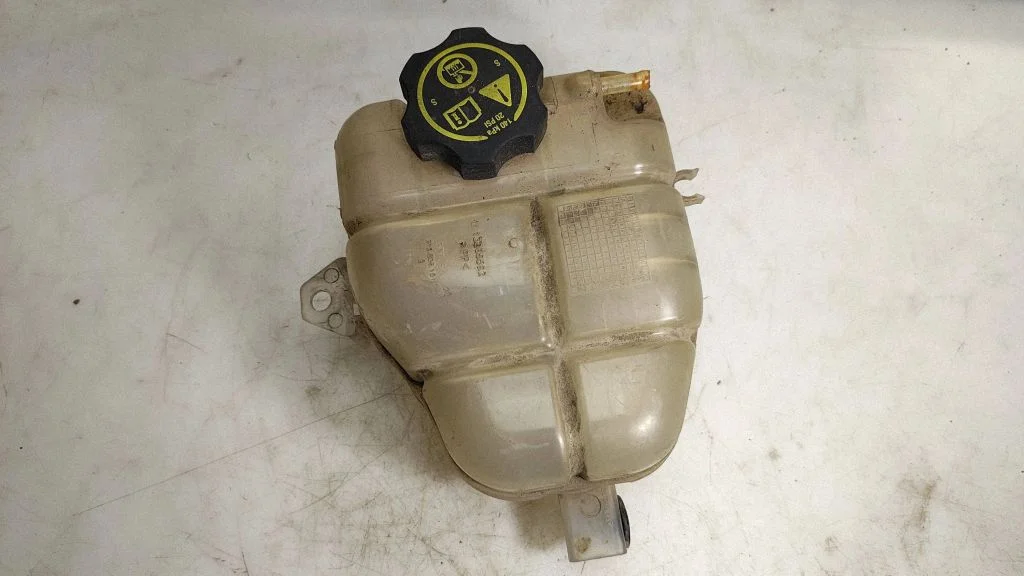 Coolant expansion tank/reservoir cap – Opel Meriva B (2010-2016)