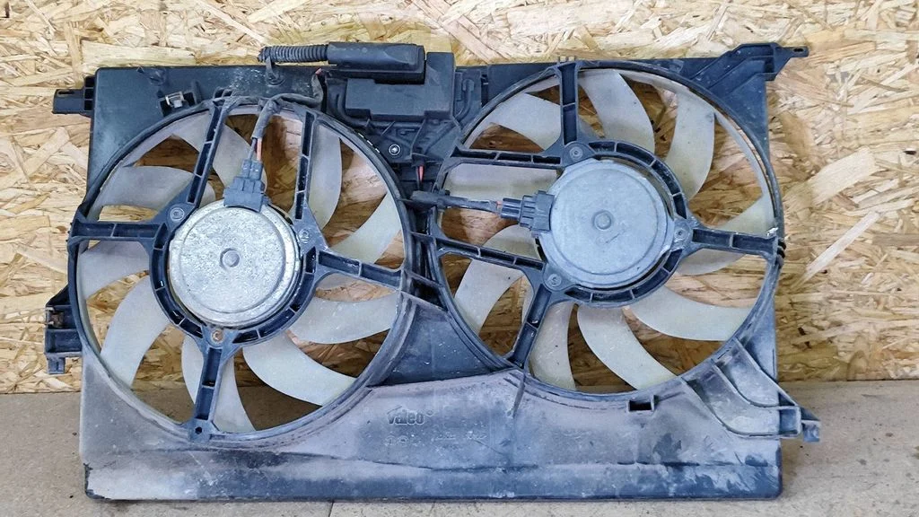 Radiator cooling fan shroud – Opel Vectra C (2002-2005)