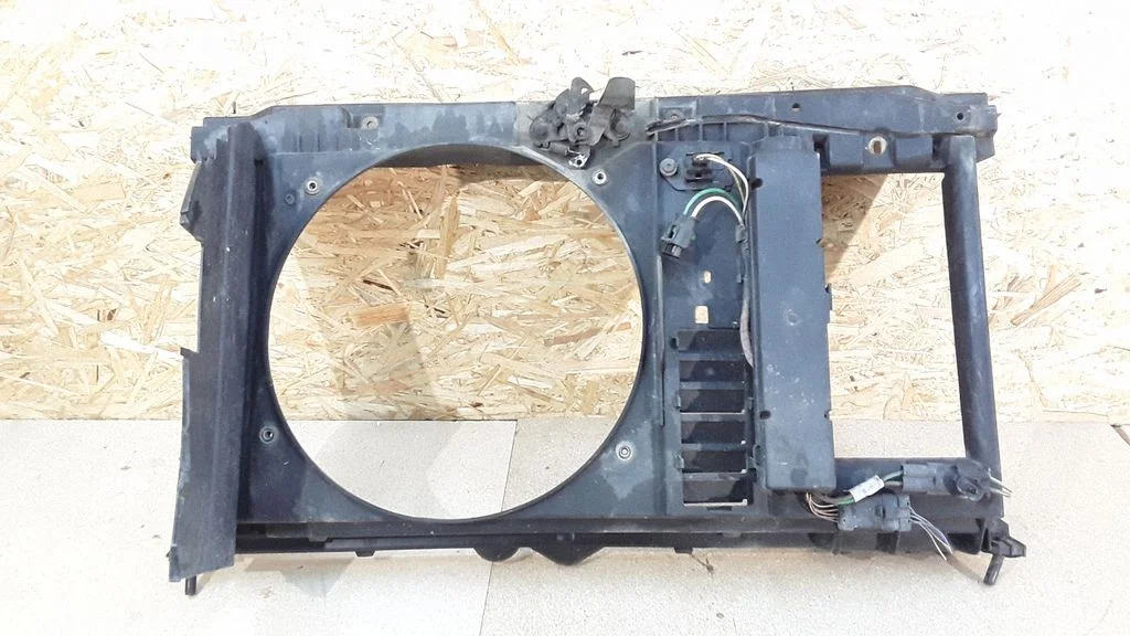 Radiator cooling fan shroud – Peugeot 307 (2001-2005)