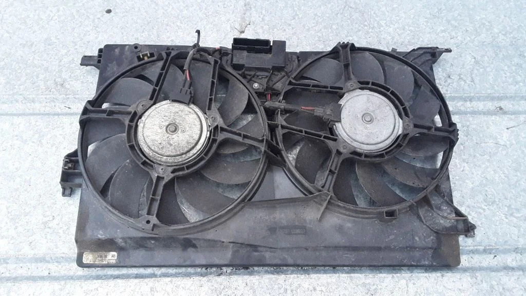 Radiator cooling fan shroud – Opel Vectra B (1996-2002)