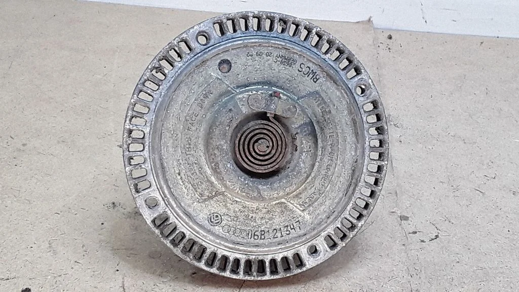 Viscous fan clutch – Volkswagen Passat B5.5 (2001-2005)