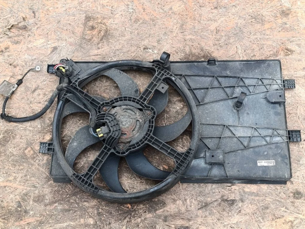 Ventilaatorite komplekt 51780660