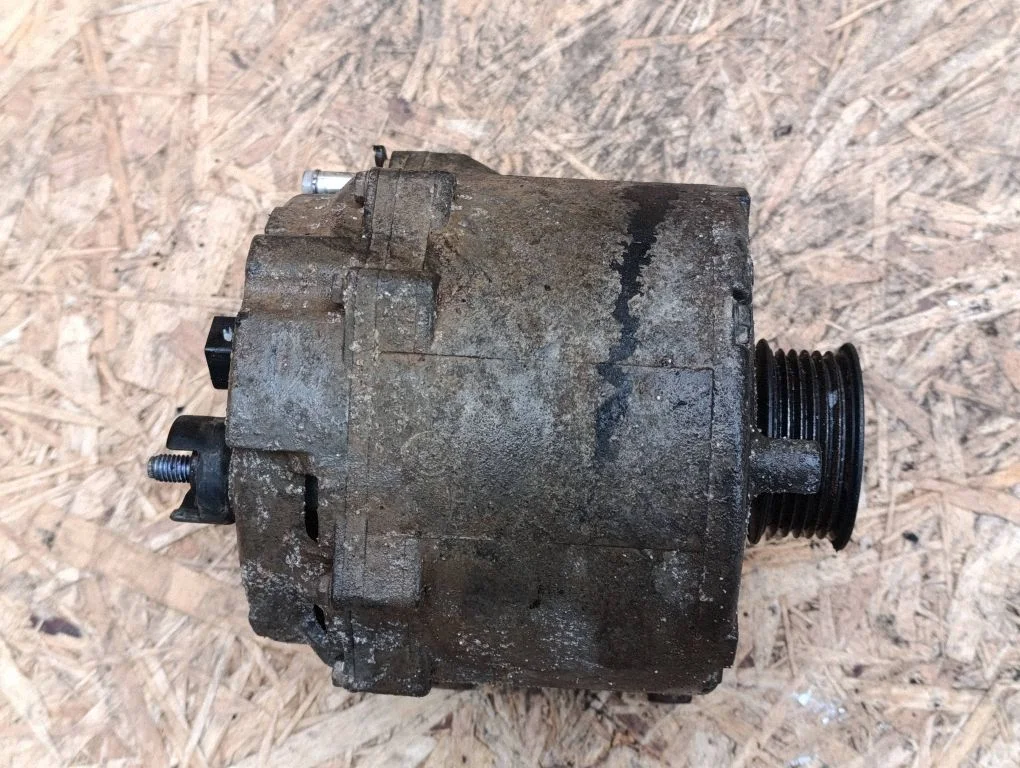 Generaator 059903018