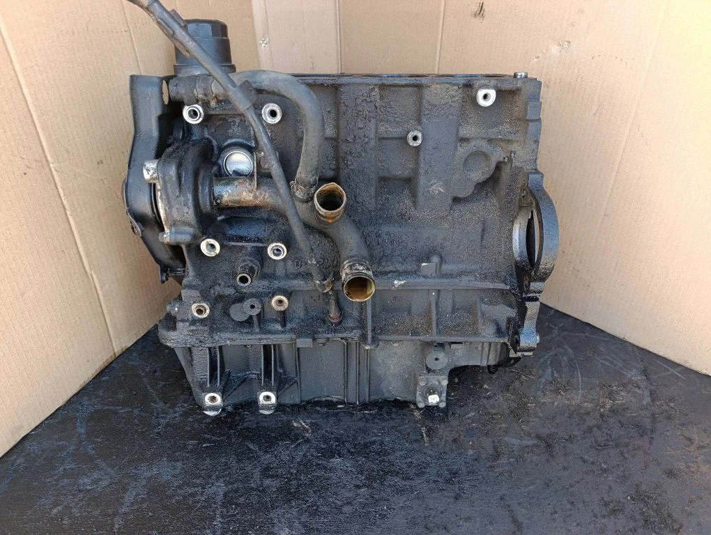 Engine block – Hyundai Santa Fe (2006-2012)