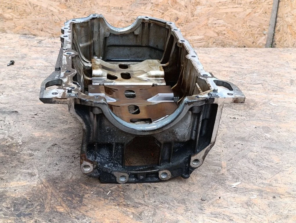 Oil sump – Hyundai Santa Fe (2006-2012)