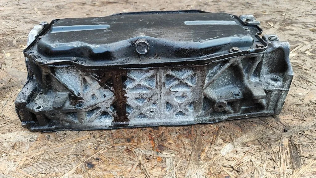 Oil sump – Mazda 6 (2008-2013)