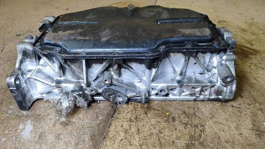 Oil sump – Mazda 6 (2008-2013)