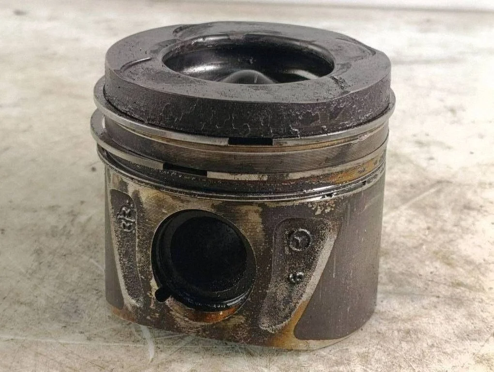 Piston – Mercedes-Benz E-Class W212 (2009-2016)