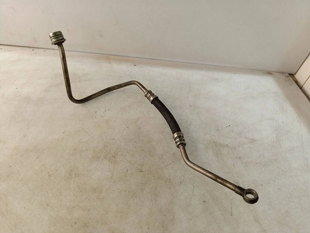 Turbo turbocharger oiling pipe/hose – Audi A4 S4 B7 8E 8H (2005-2008)
