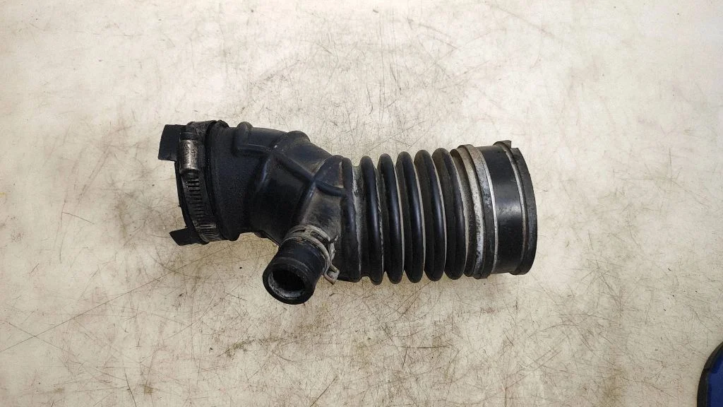 Rura dolotowa turbosprężarki – Subaru Legacy (2010-2016)