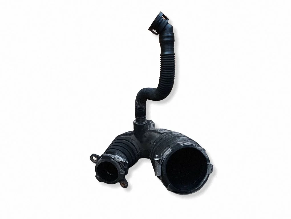 Air intake hose/pipe 4F0129615E