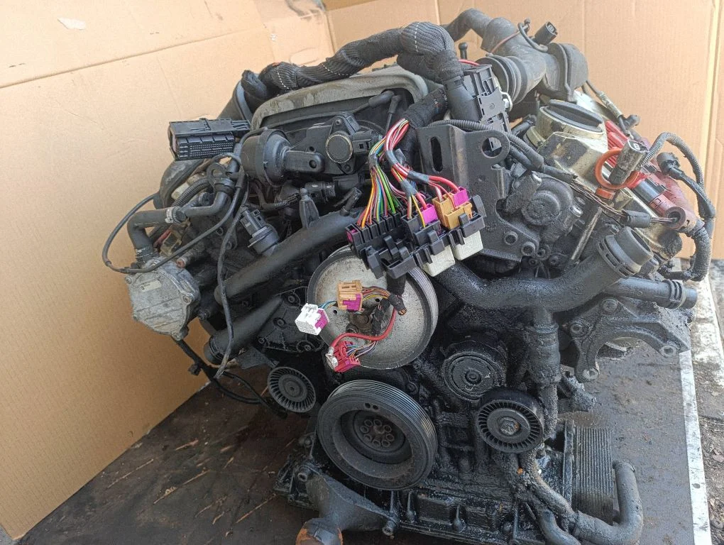Engine AUK050340