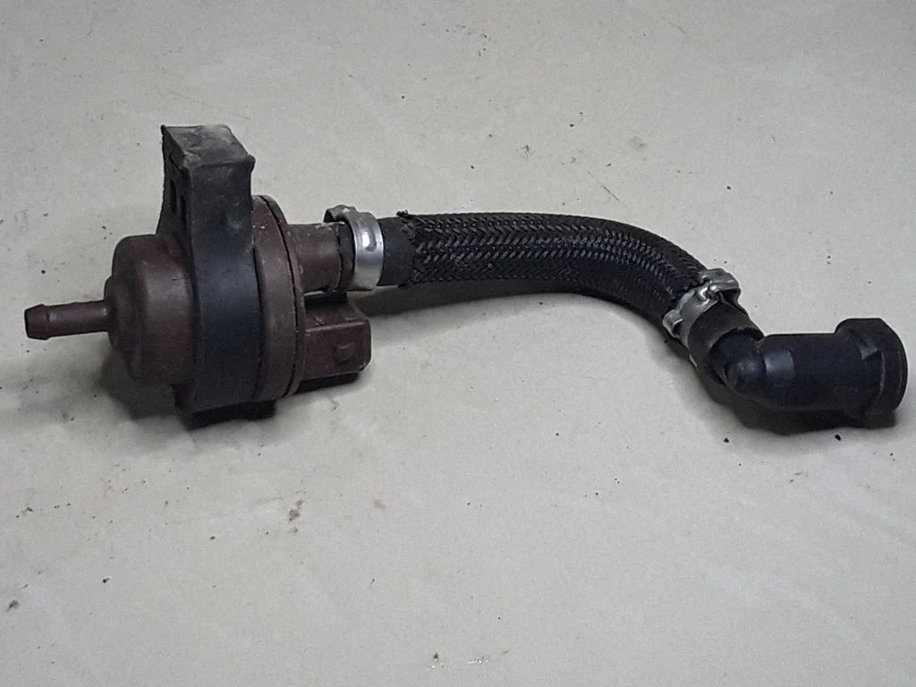 Vacuum valve 2580008B