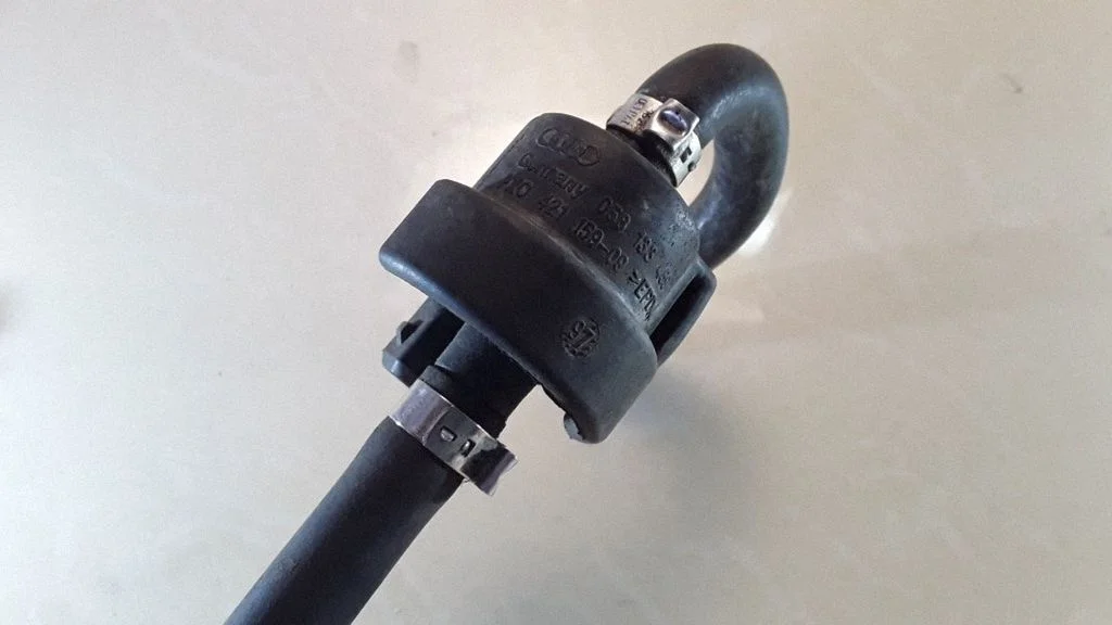 Vacuum valve – Volkswagen Passat B5 (1997-2000)