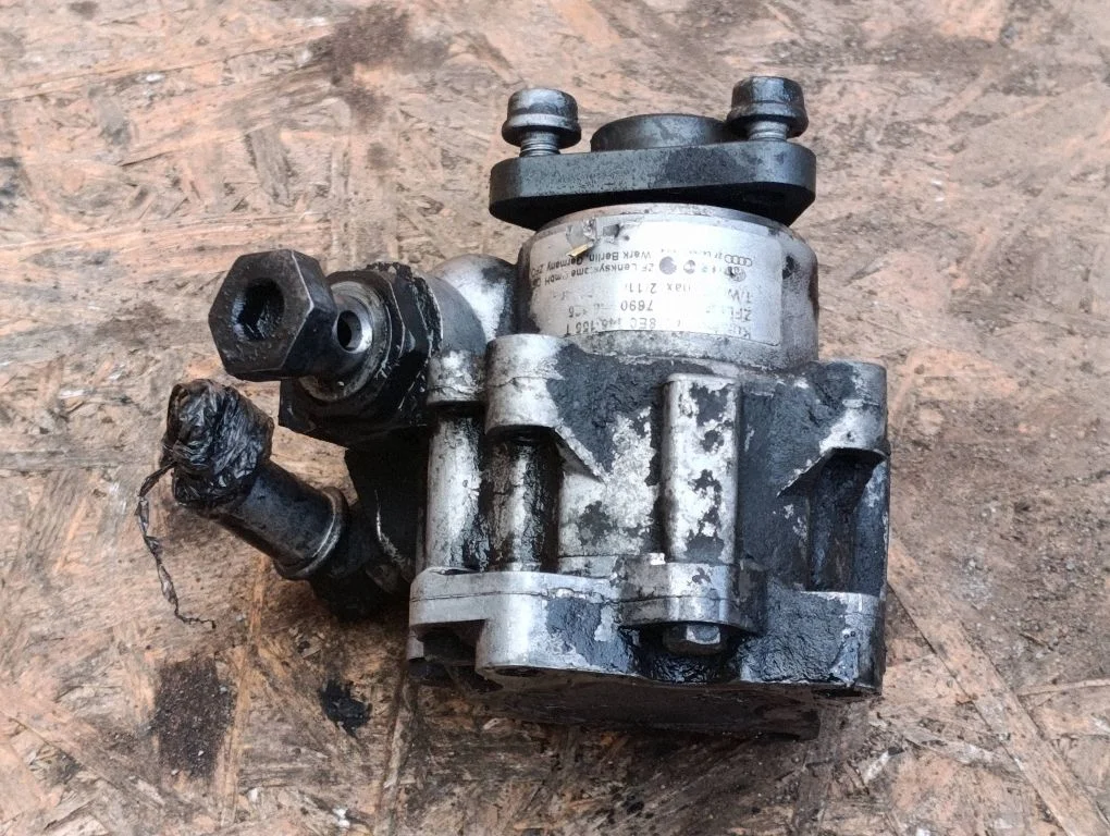 Roolivõimendi pump – Audi A4 S4 B7 8E 8H (2005-2008)