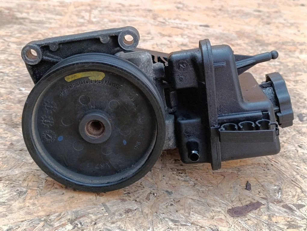 Roolivõimendi pump – Mercedes-Benz E-klass W212 (2009-2016)