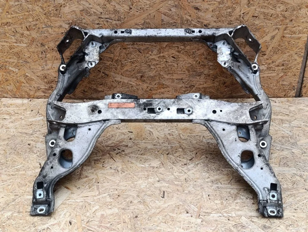 Front subframe – BMW 3 Series E90 E91 (2005-2012)