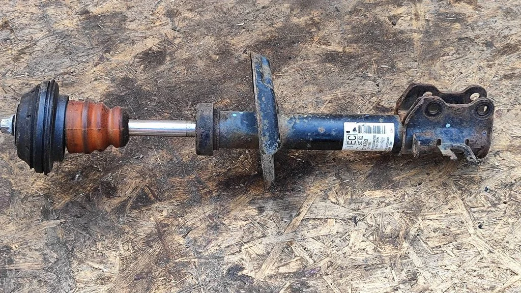 Front shock absorber/damper 13214353