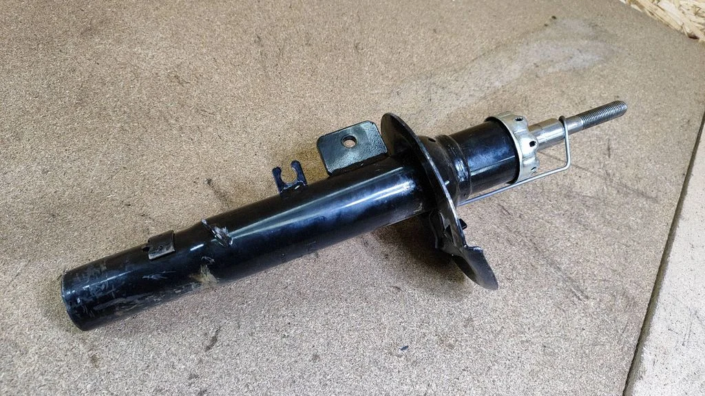 Front shock absorber/damper 2000507