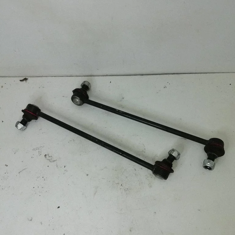 Łącznik stabilizatora przedni – Toyota Avensis T250 (2003-2006)
