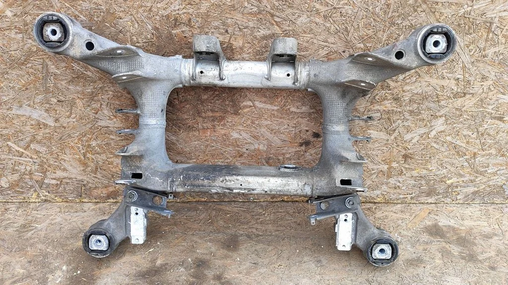 Rear subframe – BMW 7 Series F01 F02 F03 F04 (2008-2016)