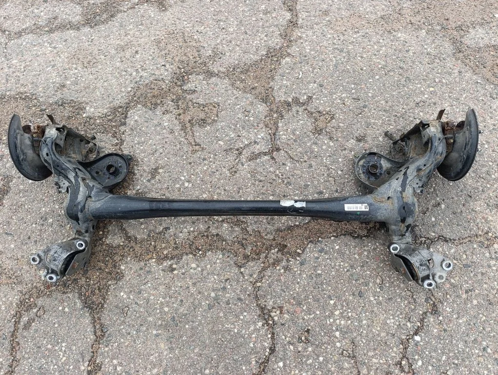 Tagumine sild – Opel Astra K (2015-2021)
