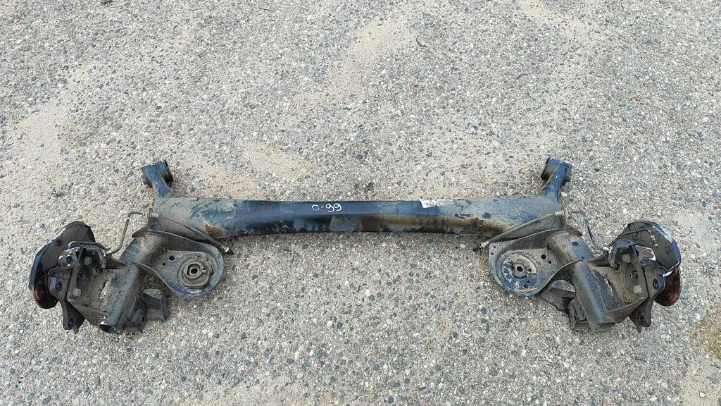 Tagumine sild – Nissan Qashqai J12 (2021-)