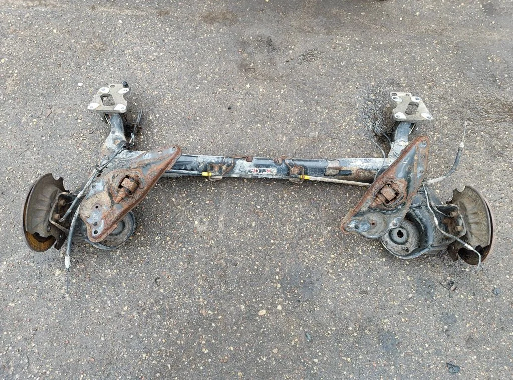 Tagumine sild – Citroen C4 I (2004-2010)